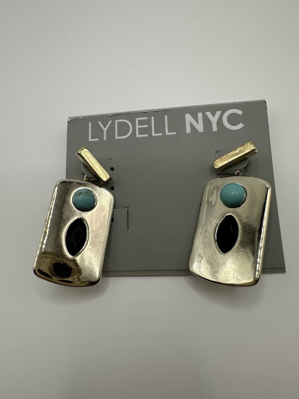 NWT LYDELL NYC Silver Tone Rectangle Shape Dangle Earrings W/Acrylic Stones 1.5”